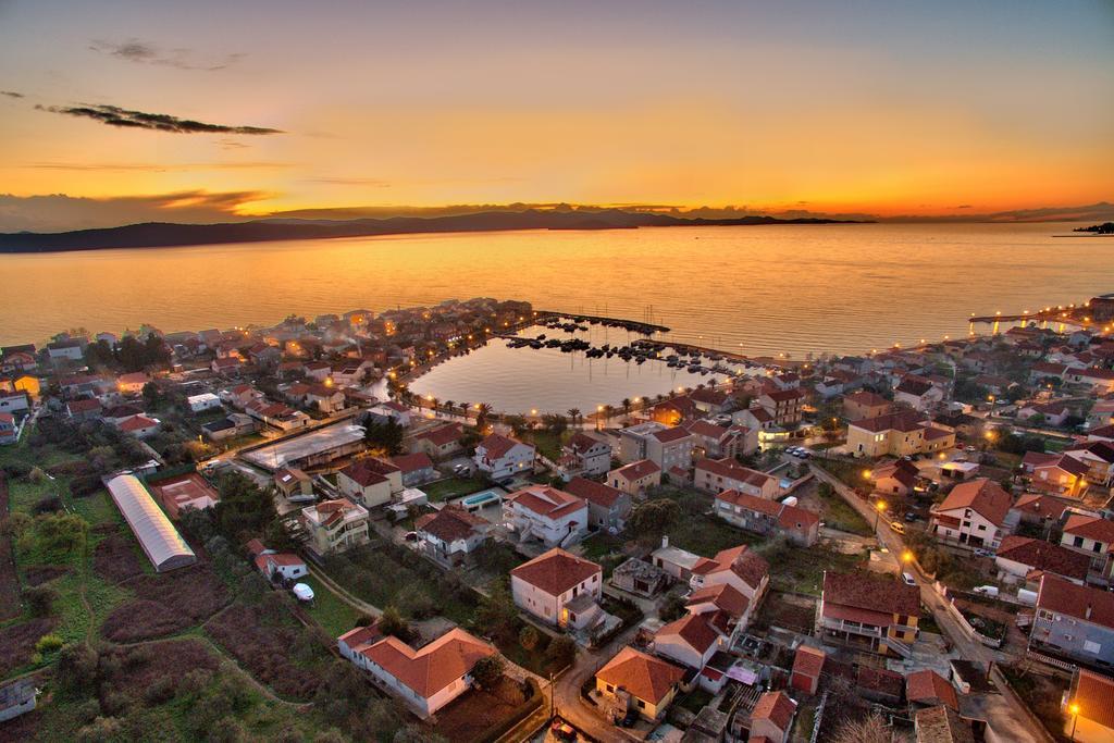 Apartments Dora Bibinje, 30 M From The Sea Zewnętrze zdjęcie